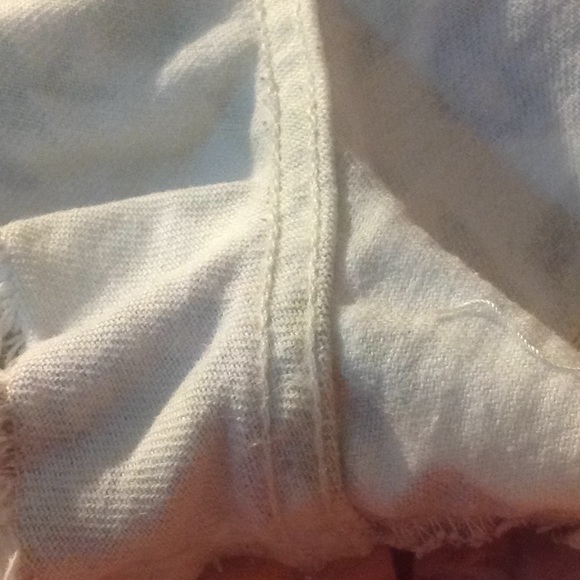 BOGO ๐ท HP 7/9๐๐Cut off Floral Summer Shorts! - Picture 5 of 5